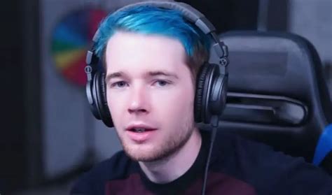 DanTDM age, height, weight, net worth 2024, wife, kids, …