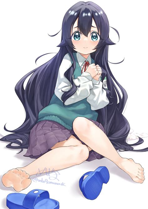 Danbooru barefoot. When a character is barefoot and casual in a place and/or situation when it's expected to be shoed. Does not apply when a specific character is always depicted barefoot, or if they are in a commonplace environment, such as a beach or indoors. See pool #1536 (Casual Nudity) when a character is casual about removing more than just their footwear. 