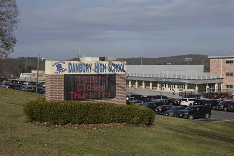 Danbury public schools connecticut. Danbury High School. Danbury School District, CT,9-12,755 Niche users give it an average review of 3.7 stars. Featured Review: Sophomore says Danbury High School is one of the poorly funded public schools in Connecticut. Yet the largest high school in the state with 3,600 students attending, so we truly need the funding. 