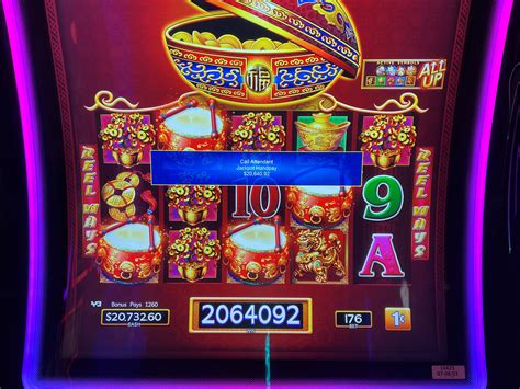 Playing this Dancing Drums explosion slot machine in Las Vegas I ran out of money and switched to a different machine and had an EPIC comeback. Please don’t .... 