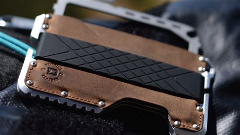 Dango products. Then there’s the M1 Maverick Bifold - Spec Ops—a bigger, badder version of the original M1, constructed with 10+ emergency functions and a bulletproof DTEX material. Weighing in right around 5 oz., they pack a Bruce Lee-style punch into a convenient, compact size. Daaaamn, Dango. … 