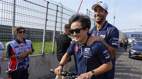 Daniel Ricciardo could miss Singapore and Japan GPs as he recovers from broken hand