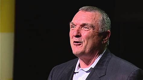 Daniel rudy ruettiger. Rudy Ruettiger was a dyslexic and undersized football player who overcame obstacles to play for Notre Dame. Learn about his journey, his achievements, and his legacy as a motivational speaker and … 