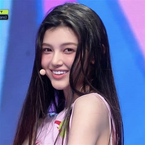 Danielle squirt.  40C-32-43. com.  All Natural. Danielle is insatiable,...