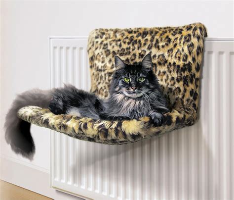 Danish Design Kumfy Kradle Radiator Cat Bed - amazon.com