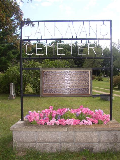 Dannavang Cemetery - La Crosse Tribune