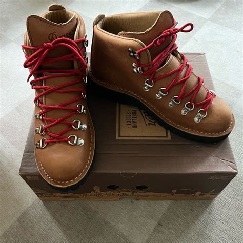 Danner Shoes Danner Cascade Clovis Hiking Boots Poshmark