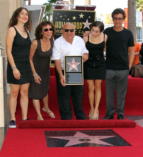 Danny devito and rhea perlman children