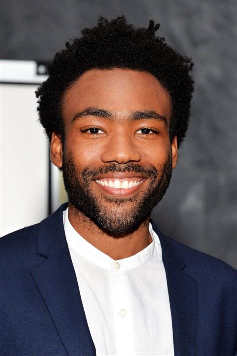 Danny glovers son. Coming straight to the point, many think Donald Glover is related to Danny Glover, a well-known American actor and director. To clear up all the confusion: No, Donald is not anywhere related to Danny, and Danny is not the dad of Donald. How did the confusion start? The confusion about Donald being Danny’s son started years ago. 