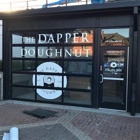 Dapper donuts. The Dapper Doughnut, which specializes in hot mini doughnuts made to order, opened its doors at 11600 Olive Blvd., in Creve Coeur, in late 2017. It offers 16 toppings for its donuts, ... 