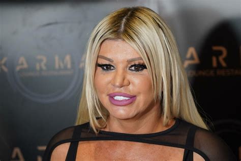 Dara bubamara ass baunce video. com. fi/3OqS1Jd iTunes/Apple Music: https://app...