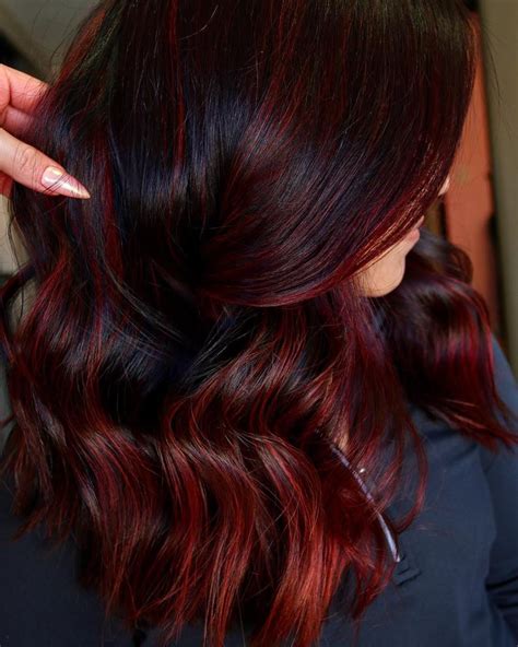 Dark brown and red hair. Dec 6, 2019 · Bring on the hair color inspo! Below, find five red ombré hair color ideas for a trendy mane makeover. Red Ombré Hair Color Idea #1: Brown to red ombré. Natural brunette? We love the look of brown hair that transitions into a burgundy or maroon shade, both of which look great with darker hair tones. Red Ombré Hair Color Idea #2: Black to ... 