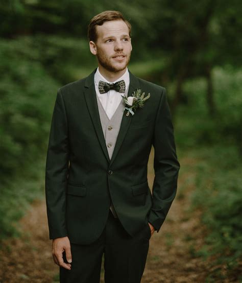 Dark green wedding suit. 6 months ago. Green is a very effective colour for a wedding tie. The shades vary so much that it can really alter the theme. From paler pastel colours like Sage, Willow and Mint, to more deeper traditional ones like Forest, Bottle and Pine, our green range can cater to sunny destination to rustic countryside. 