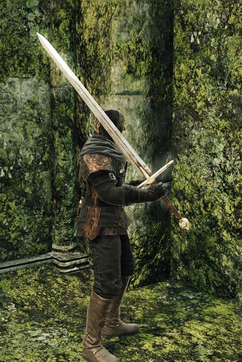 Dark souls 2 wikidot. In-Game Description. A greatsword with an undulating blade. This unique shape is designed to pare the flesh, and is highly effective at causing bleeding. Flamberge literally means "flame blade," but it also seems to bear a certain creature's. likeness. 