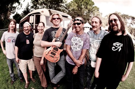 Dark star orchestra tour. Oct 25, 2022 · Dark Star Orchestra brings their winter tour to Stateline, Nevada on February 5 and Salt Lake City on February 7. The two-week excursion ends in Colorado with concerts in Aspen on February 9 ... 