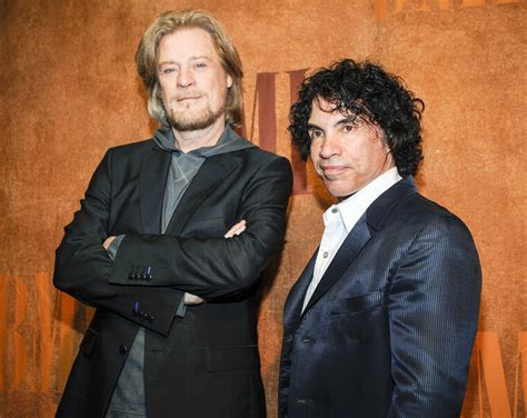 Daryl Hall is suing John Oates over plan to sell stake in joint venture