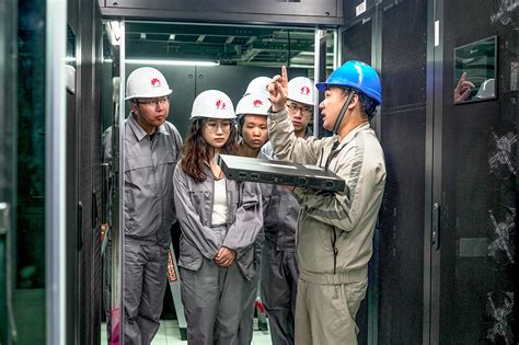 Data center operations trainee japan. .  <a href=http://www.wondersign.in/v7a...