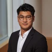 Data-driven MBA graduate specializing