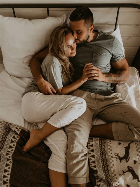 Date night ideas for married couples. Finding creative and enjoyable activities to do as a couple doesn’t have to break the bank. With a little bit of planning and some out-of-the-box thinking, you can have memorable a... 