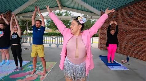 Dating a foreign student reddit.  Browse concerts, workshops, yoga class...