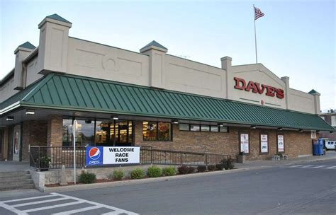 Dave's Supermarket in Fairbury, IL. ·. Apri