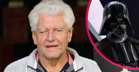 Dave Prowse: Darth Vader actor dies aged 85 - BBC News