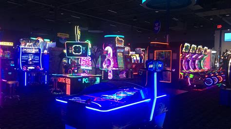 Dave and busters gainesville. Arcade, restaurant, and sports bar located near Pineville NC. Eat, Drink and Play at Pineville Dave & Buster's located at 11049 Carolina Place Pkwy. Suite LS-05, Pineville NC. Call us today at (704) 969 - 1600 to reserve a table for your next event! 