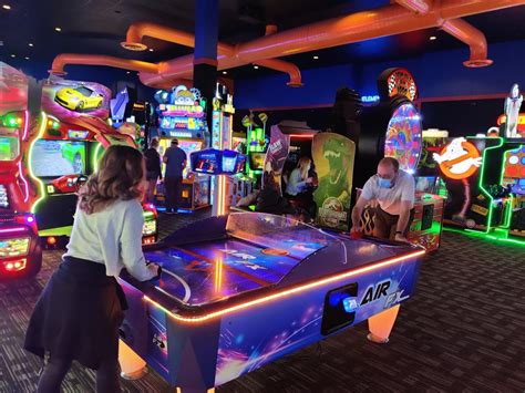 Dave & Buster's - McDonough. Each Dave & Buster’s has more state-of-the-art games than ever, more mouth-watering menu items and the most innovative drinks anywhere. From wings to steaks, we’ve got whatever suits your appetite and our premium bar assures we’re stocked to satisfy!. 
