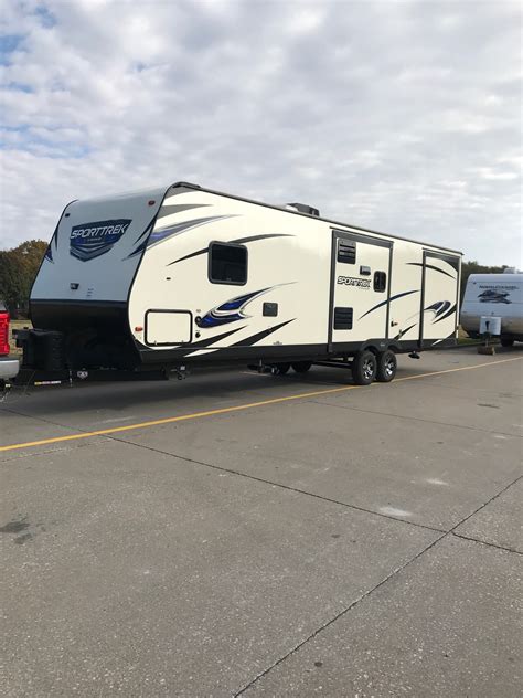 Davenport camper dealers. Shop hundreds of new and used fifth wheel RVs at the best prices in Davenport area. We have a no-pressure sales experience and 5-star service after the sale. Shop top fifth wheel camper floorplans from the best brands at Campers Inn RV of Davenport today. 