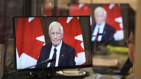 David Johnston plans to keep role, as House of Commons votes for him to step aside
