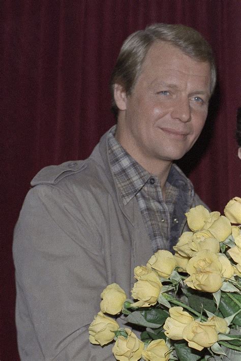 David Soul, the actor who portrayed the blond half of TV's 'Starsky and Hutch,' dies at 80