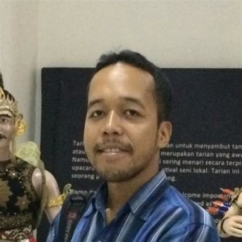 David Thomas  Surabaya