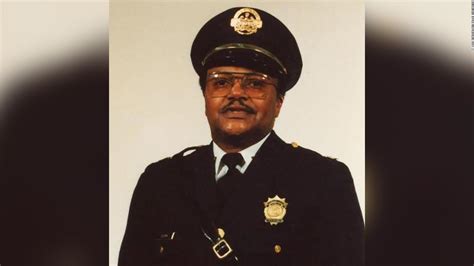 David dorn. Oct 5, 2022 · Dorn, an African-American, retired from the St. Louis Metropolitan Police Department in 2007 after 38 years of service. He became Chief of Police for the Moline Acres Police Department the next year. 