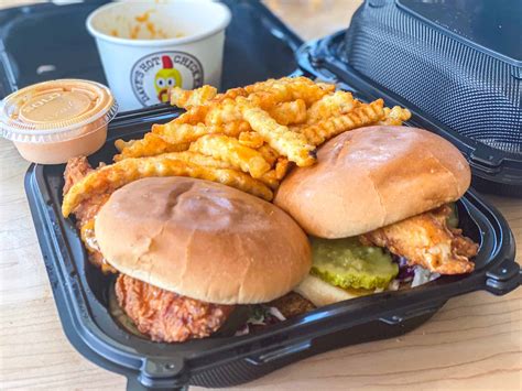 David hot chicken. Dave's Hot Chicken signs 10-unit Texas deal. Provided. March 17, 2020. Dave's Hot Chicken, based in Los Angeles, has inked a franchise agreement with David Futrell and Ernest Crawford to open 10 … 