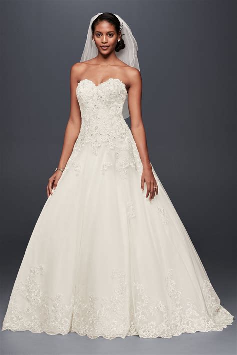 Affordable Wedding Dresses: Final Sale. It's no secret that weddings can be expensive, but no matter what your budget, you should never have to compromise on your wedding gown. . Davidsbridal com