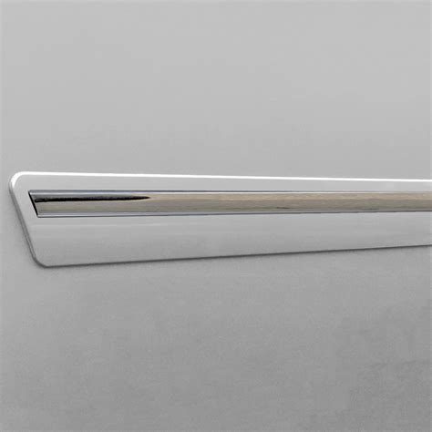 Dawn Enterprises, Inc. CF2-FRON22-CC Chromeline Body Side Molding ...