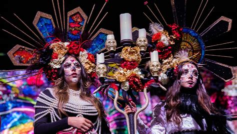 Day Of The Dead Returns To Hollywood Forever Cemetery