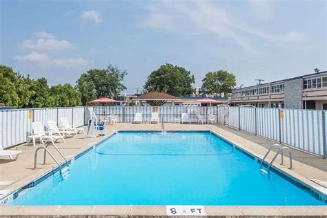 Days Inn Hicksville Long Island Ny Hotel Caniago