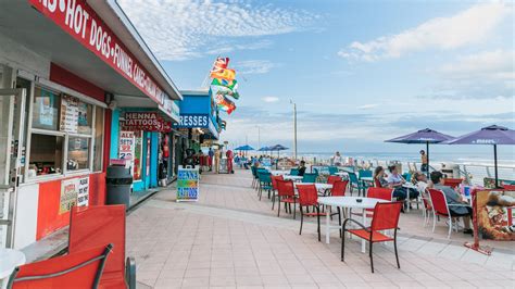 Daytona beach death today.  Find service information, send flowers, an...