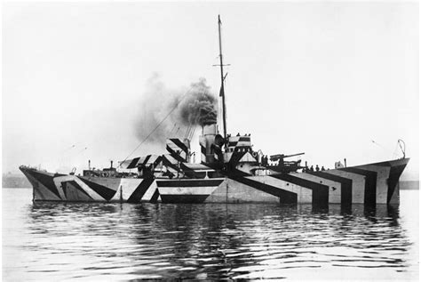 Dazzle ship. Nov 5, 2015 · Advertisement. Wilkinson, a volunteer in the Royal Navy at the time, had the idea for "dazzle ships," or ships painted with high-contrast patterns intended to disorient U-boats. He wrote the ... 