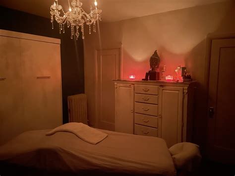 Dc massage. Find and book highly rated professional massage therapists, reflexologists and bodyworkers near you Book the perfect massage near Washington today on MassageBook. View … 