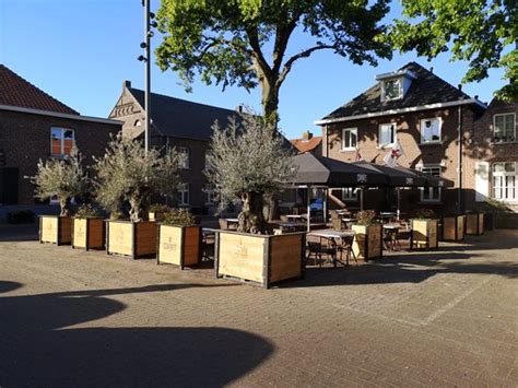 De 10 beste restaurants in de buurt van Harry