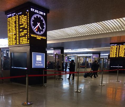 De Estación de Roma Termini a Salerno en 1¼ horas: precios