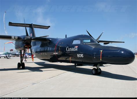 De Havilland Canada CT-142 Dash 8 (DHC-8-102) - Airliners.net