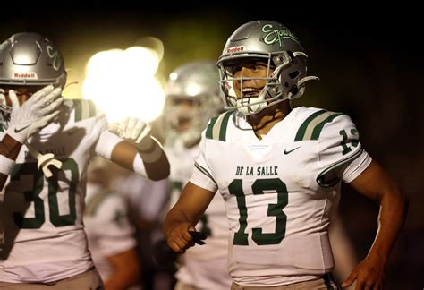 De La Salle beats St. Francis to dodge first 0-3 start in nearly a half century