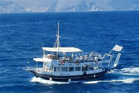 De Sami: Ithaca Daily Cruise com parada para mergulho e lanches