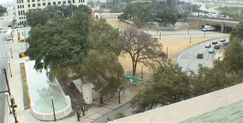 Dealey Plaza live camera The Sixth Floor Museum - Dallas