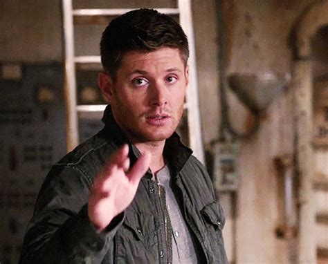 Dean Winchester GIFs - Find & Share on GIPHY