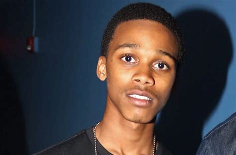 Police in Winnfield got a warrant to arrest 36-year-old Tony Holden for the murder of the 18-year-old rapper, better known as Lil' Snupe. Ross died Thursday morning at an apartment in Winnfield. He had been shot twice in the chest. Police say the shooting was the result of an argument that broke out during a video game at a friend's apartment.. 