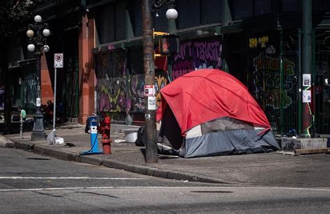 Death toll among B.C.’s homeless rising, hits 342 people last year: Coroner’s report